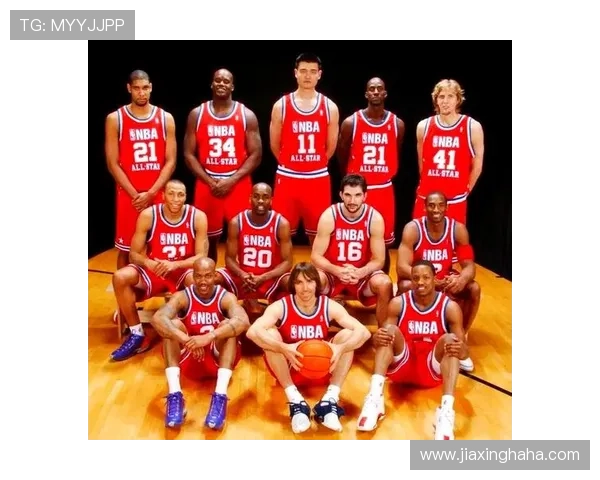 乔丹与姚明的巅峰对决:篮球传奇的时代交汇与文化碰撞